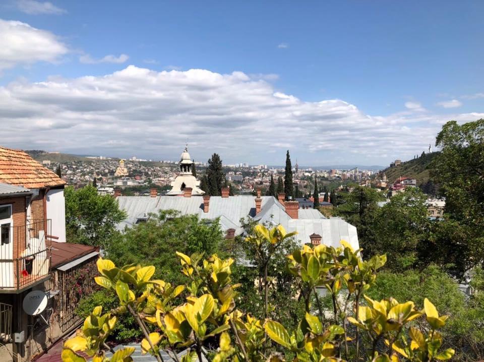 Apartamento Sololaki Tale Tiflis Exterior foto